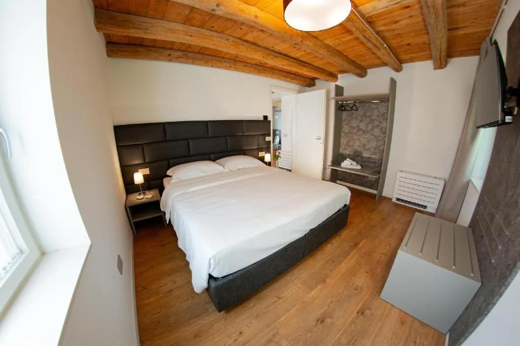 דירה Fratta  Villa Puri Nella Valle Dei Laghi איטליה