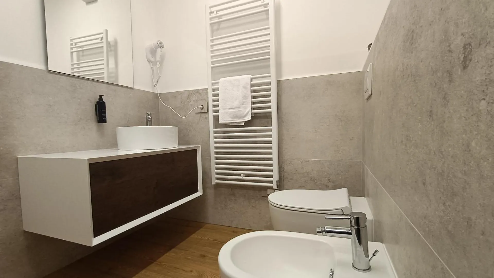 דירה Fratta  Villa Puri Nella Valle Dei Laghi
